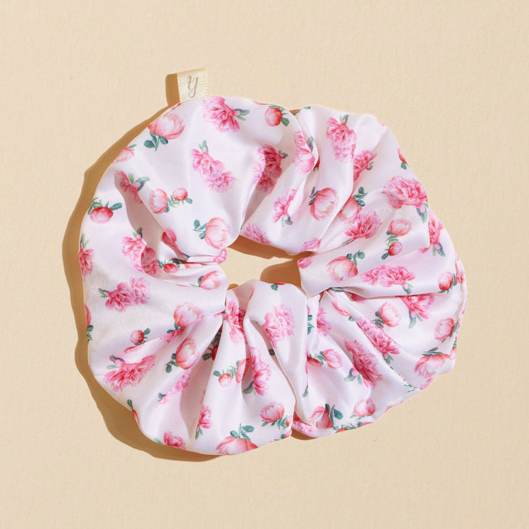 The Scrunchie – Yolaine